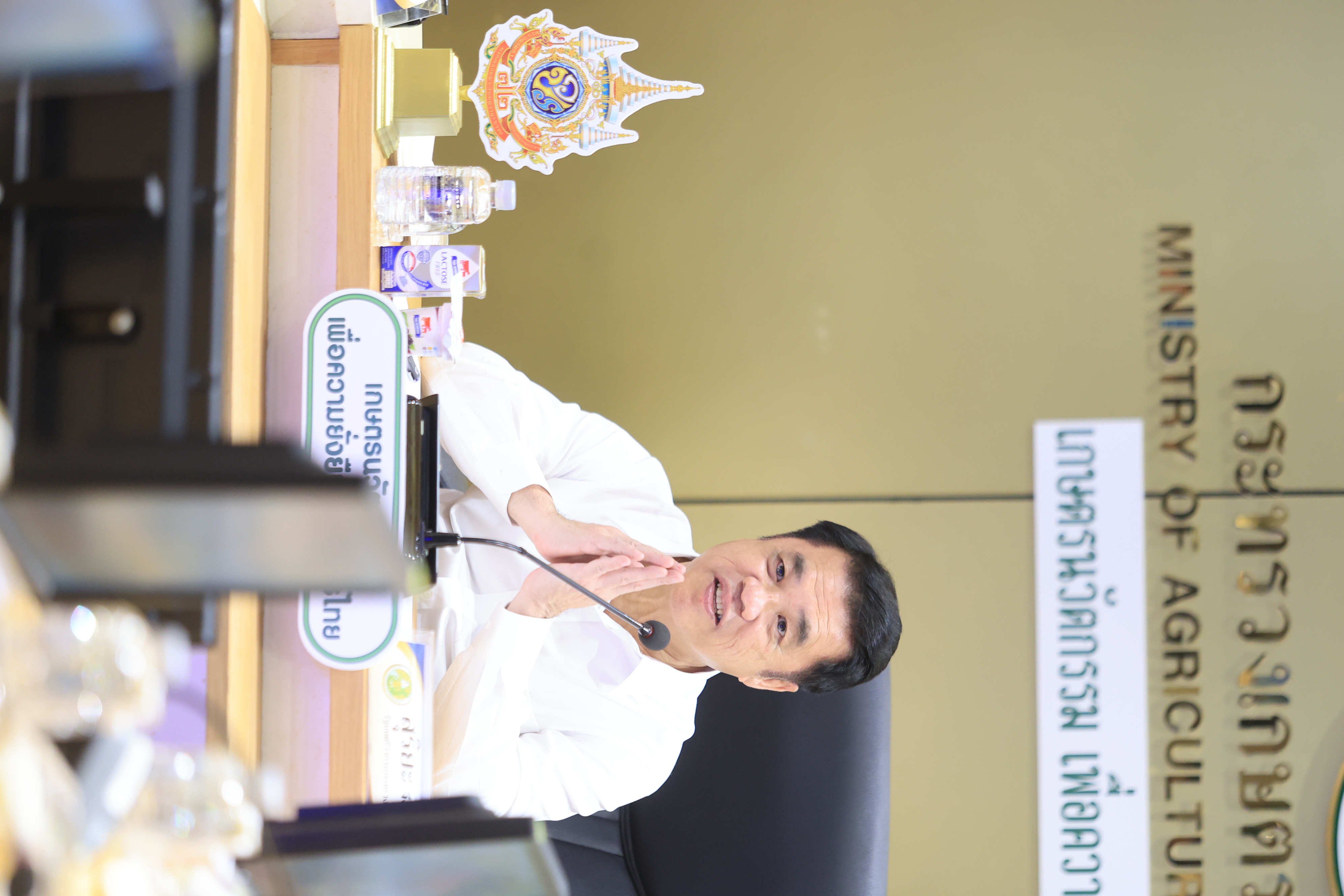 title - เลขาธิการ ส.ป.ก. ร่วมการประชุมผู้บริหารระดับสูงของกระทรวงเกษตรและสหกรณ์ รับมอบนโยบาย รมว.กษ. 5 ด้าน เน้นการทำงานเชิงรุก ลดขั้นตอน เร่งการนำเทคโนโลยีดิจิทัลมาช่วยในการทำงาน ผลักดัน 6 เรื่องเร่งด่วน ต้องเห็นผลที่เป็นรูปธรรม ชูแนวคิดหลัก “เกษตรนวัตกรรม เพื่อความยั่งยืนเกษตรกรไทย” 